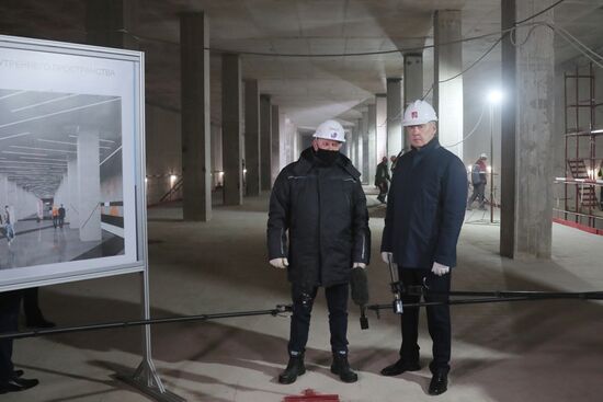 Строительство станции метро "Славянский мир" 