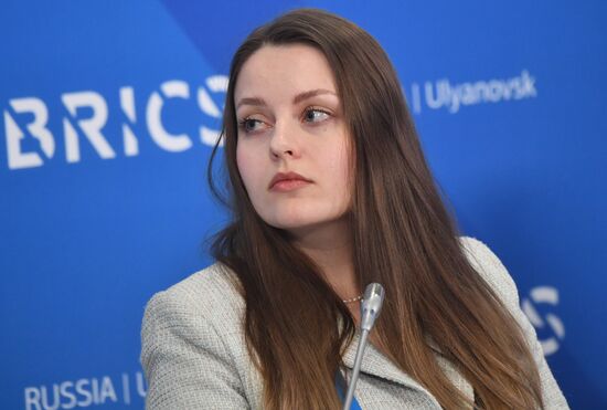 Молодежный саммит БРИКС. Встреча министров и руководителей ведомств стран БРИКС, курирующих молодежную политику. День второй