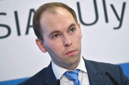 Молодежный саммит БРИКС. Встреча министров и руководителей ведомств стран БРИКС, курирующих молодежную политику. День второй