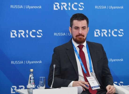 Молодежный саммит БРИКС. Встреча министров и руководителей ведомств стран БРИКС, курирующих молодежную политику. День второй