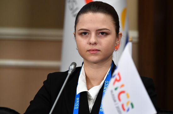 Молодежный саммит БРИКС. Встреча министров и руководителей ведомств стран БРИКС, курирующих молодежную политику. День второй