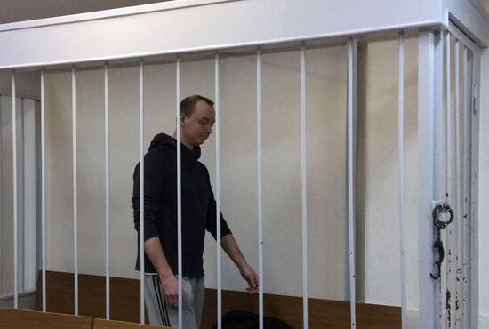 Рассмотрение ходатайства следствия о продлении ареста И. Сафронова