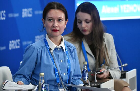 Молодежный саммит БРИКС. Встреча министров и руководителей ведомств стран БРИКС, курирующих молодежную политику. День второй