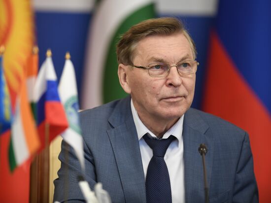 XIII Неделя образования государств  членов ШОС "Образование без границ". День первый