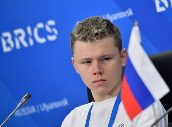 Молодежный саммит БРИКС. Встреча министров и руководителей ведомств стран БРИКС, курирующих молодежную политику. День третий