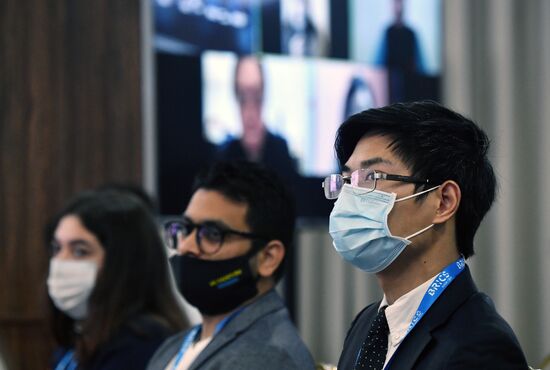 Молодежный саммит БРИКС. Встреча министров и руководителей ведомств стран БРИКС, курирующих молодежную политику. День третий