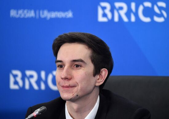 Молодежный саммит БРИКС. Встреча министров и руководителей ведомств стран БРИКС, курирующих молодежную политику. День третий