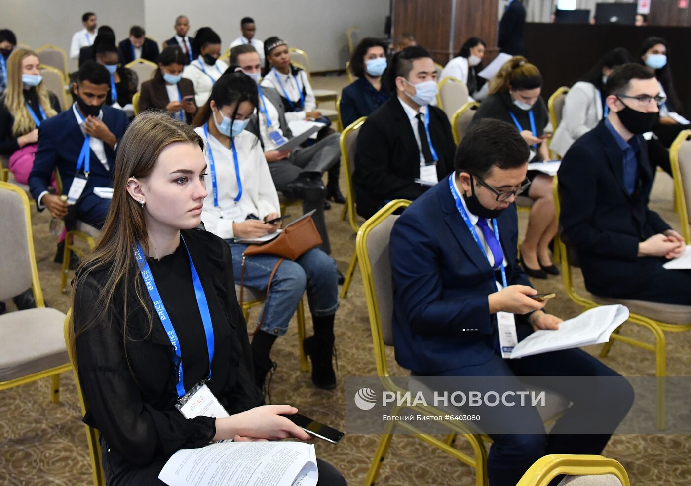 Молодежный саммит БРИКС. Встреча министров и руководителей ведомств стран БРИКС, курирующих молодежную политику. День третий