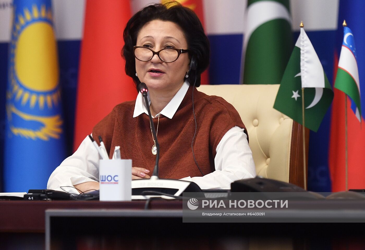 XIII Неделя образования государств  членов ШОС "Образование без границ". День первый