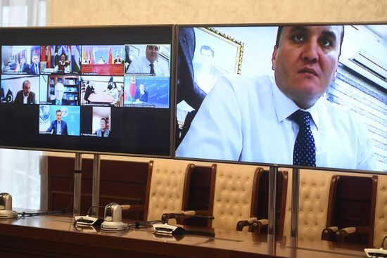 XIII Неделя образования государств  членов ШОС "Образование без границ". День первый