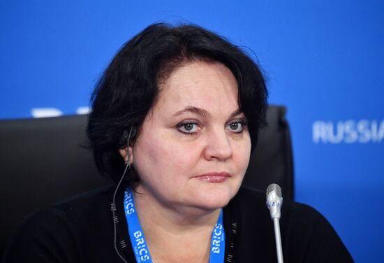 Молодежный саммит БРИКС. Встреча министров и руководителей ведомств стран БРИКС, курирующих молодежную политику. День третий Молодежный саммит БРИКС. Встреча министров и руководителей ведомств стран БРИКС, курирующих молодежную политику. День третий