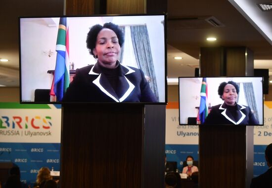 Молодежный саммит БРИКС. Встреча министров и руководителей ведомств стран БРИКС, курирующих молодежную политику. День третий Молодежный саммит БРИКС. Встреча министров и руководителей ведомств стран БРИКС, курирующих молодежную политику. День третий