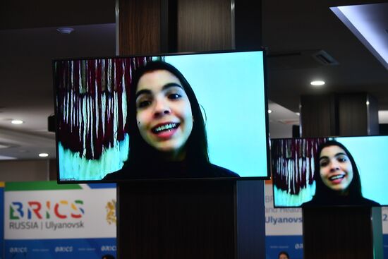 Молодежный саммит БРИКС. Встреча министров и руководителей ведомств стран БРИКС, курирующих молодежную политику. День третий Молодежный саммит БРИКС. Встреча министров и руководителей ведомств стран БРИКС, курирующих молодежную политику. День третий