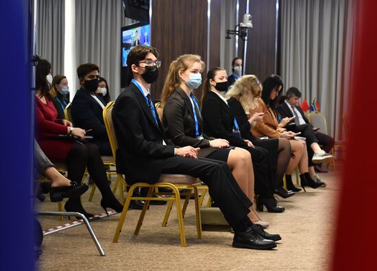 Молодежный саммит БРИКС. Встреча министров и руководителей ведомств стран БРИКС, курирующих молодежную политику. День третий