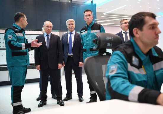 Рабочая поездка президента РФ В. Путина в Тюменскую область