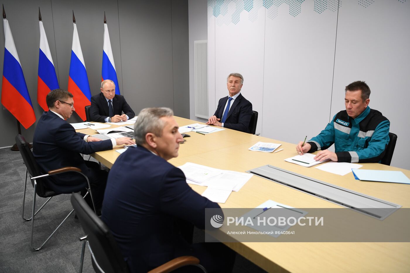 Рабочая поездка президента РФ В. Путина в Тюменскую область