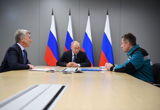 Рабочая поездка президента РФ В. Путина в Тюменскую область