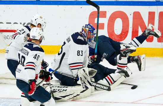 Хоккей. КХЛ. Матч "Динамо" (Москва) – "Металлург"