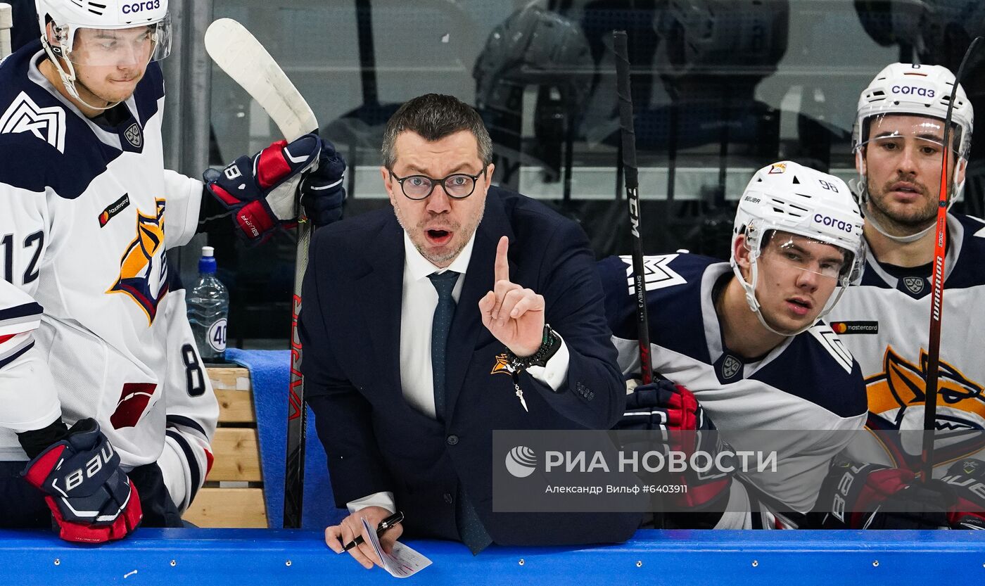 Хоккей. КХЛ. Матч "Динамо" (Москва) – "Металлург"