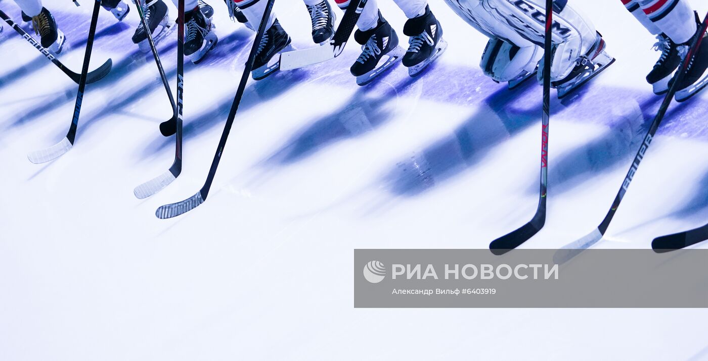 Хоккей. КХЛ. Матч "Динамо" (Москва) – "Металлург"