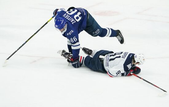 Хоккей. КХЛ. Матч "Динамо" (Москва) – "Металлург"