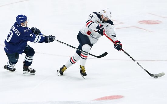 Хоккей. КХЛ. Матч "Динамо" (Москва) – "Металлург"