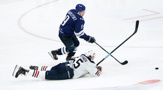 Хоккей. КХЛ. Матч "Динамо" (Москва) – "Металлург"