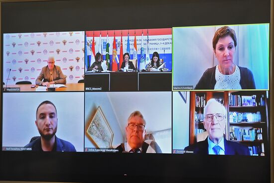 XIII Неделя образования государств  членов ШОС "Образование без границ". День второй