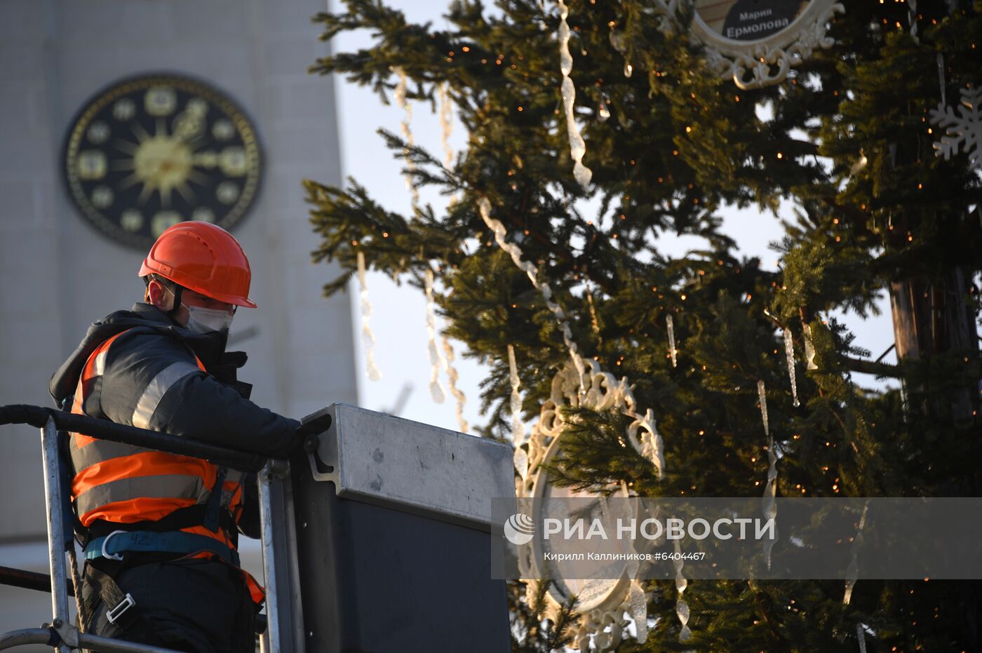 Монтаж новогодних конструкций в Москве