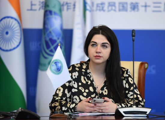 XIII Неделя образования государств  членов ШОС "Образование без границ". День второй