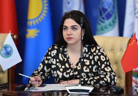 XIII Неделя образования государств  членов ШОС "Образование без границ". День второй