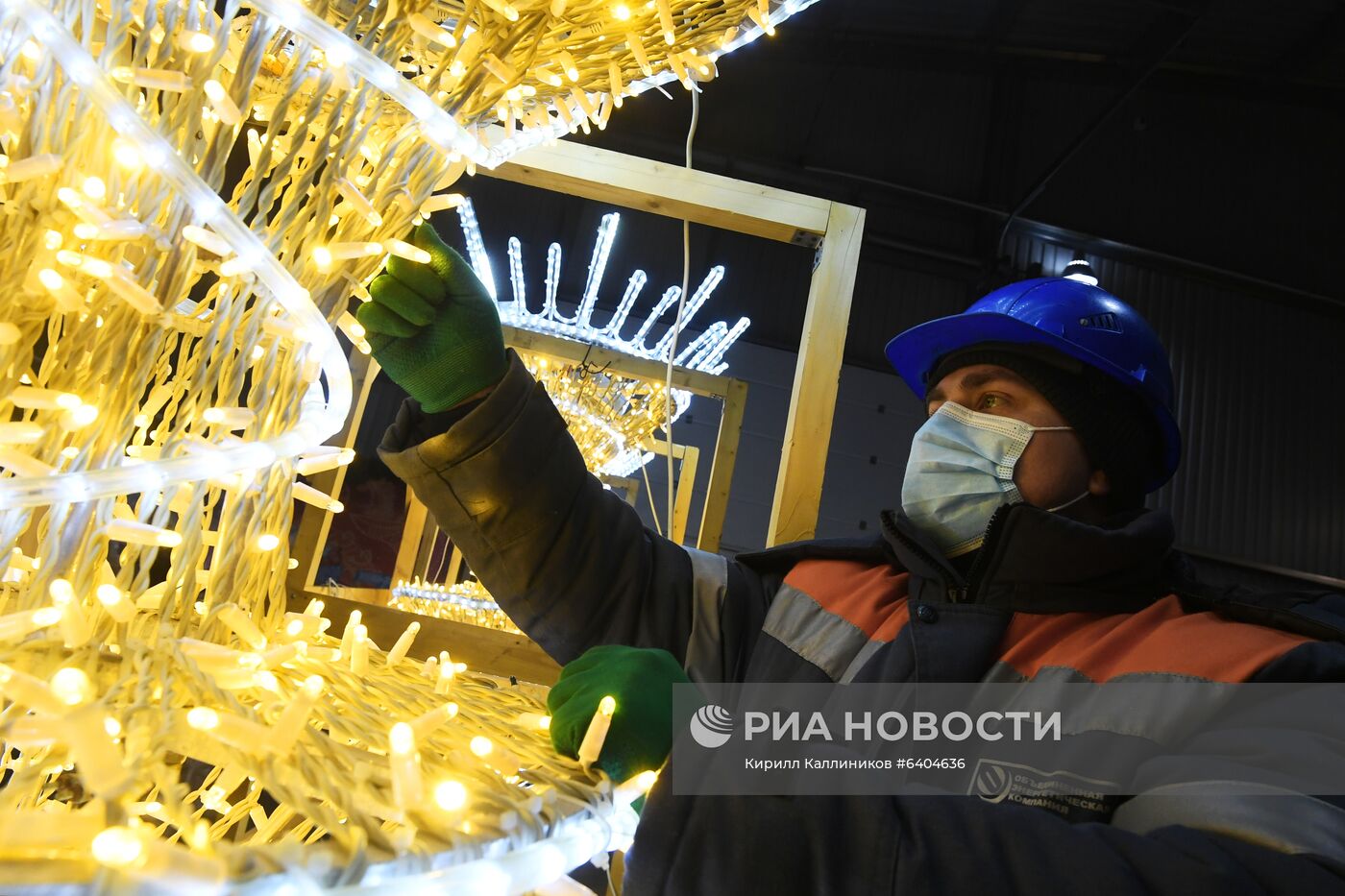 Монтаж новогодних конструкций в Москве