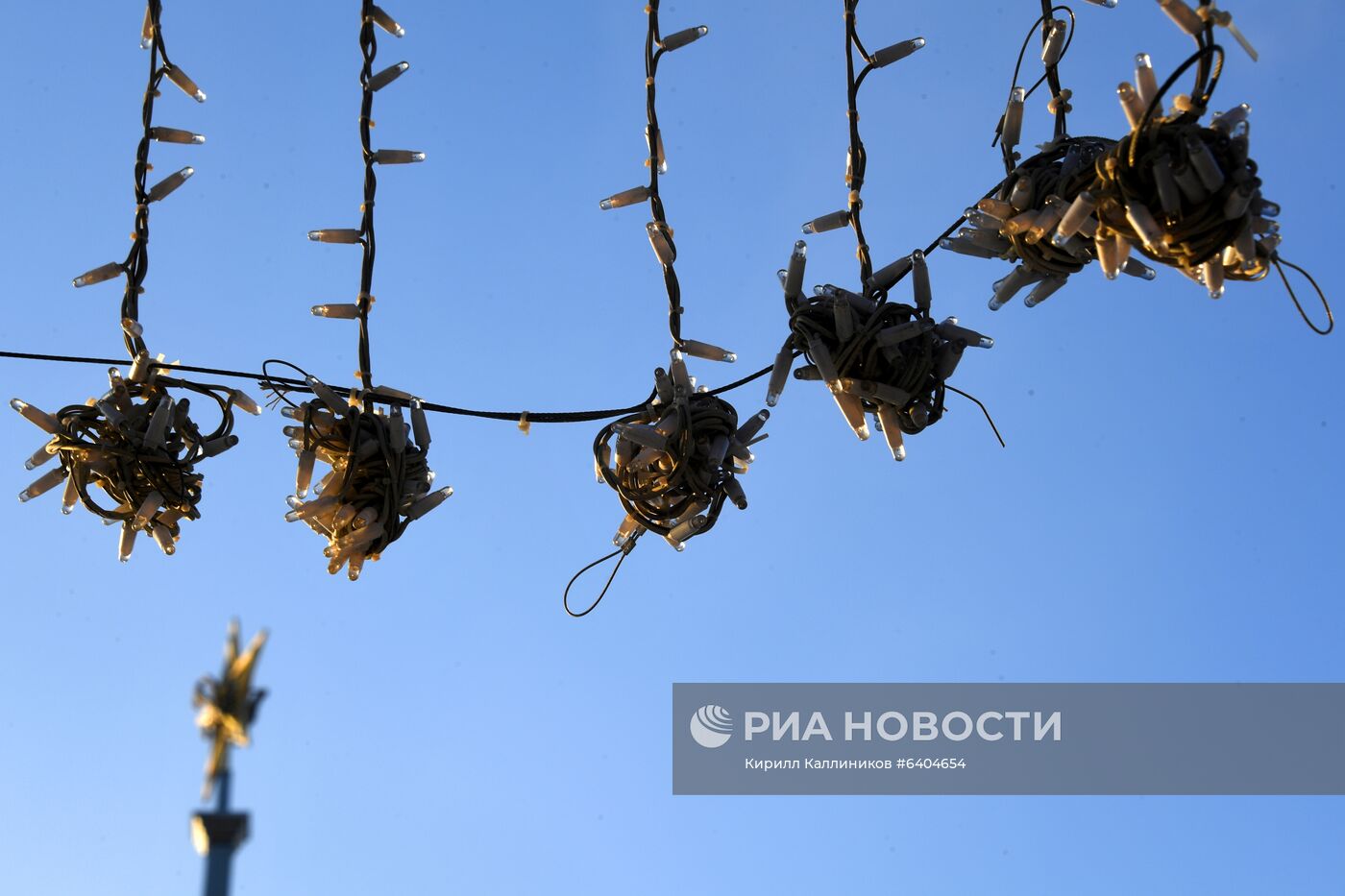 Монтаж новогодних конструкций в Москве