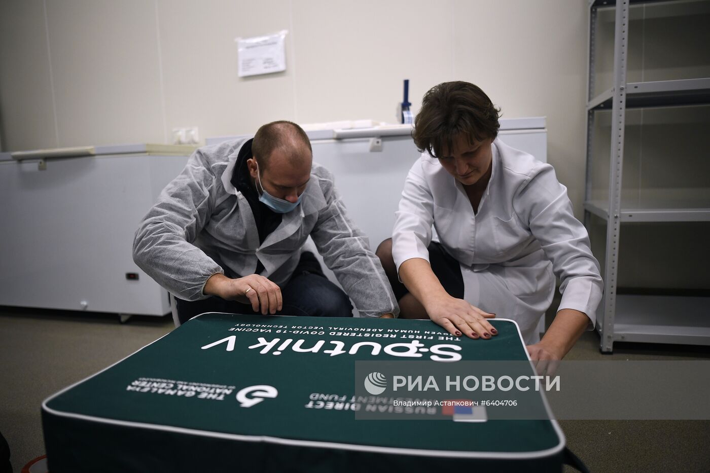 Отправка вакцины Sputnik V от COVID-19 за границу