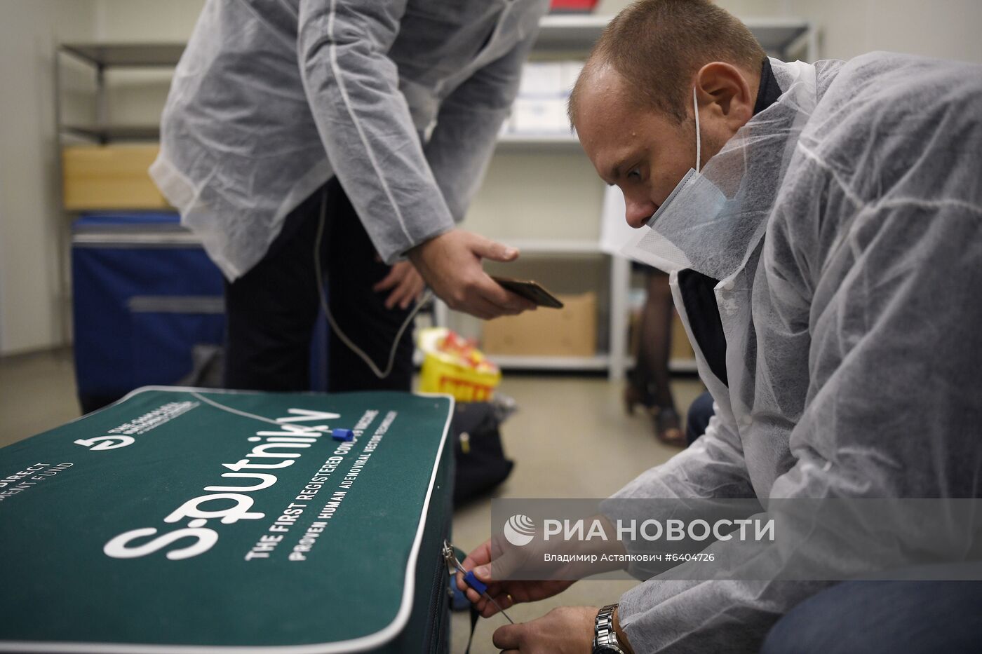 Отправка вакцины Sputnik V от COVID-19 за границу