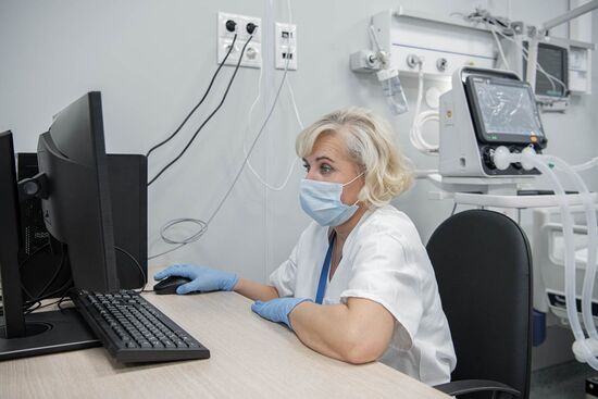 Открытие реанимационного отделения коронавирусного госпиталя на ВДНХ