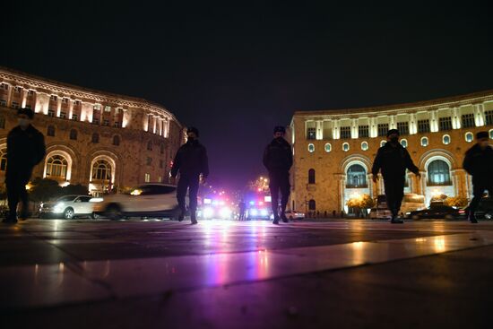 Акция с требованием отставки Н. Пашиняна в Ереване