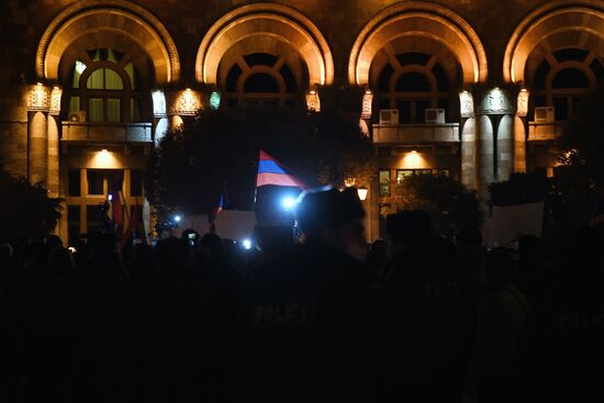 Акция с требованием отставки Н. Пашиняна в Ереване