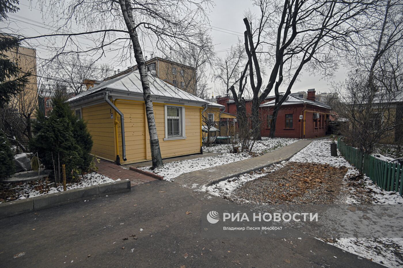 Ремонт самого старого деревянного дома Москвы | РИА Новости Медиабанк