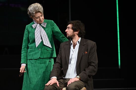 Спектакль "Заповедник" в театре им. А. С. Пушкина