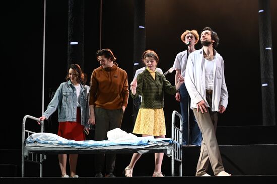 Спектакль "Заповедник" в театре им. А. С. Пушкина