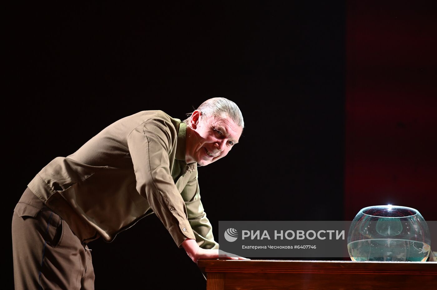 Спектакль "Заповедник" в театре им. А. С. Пушкина