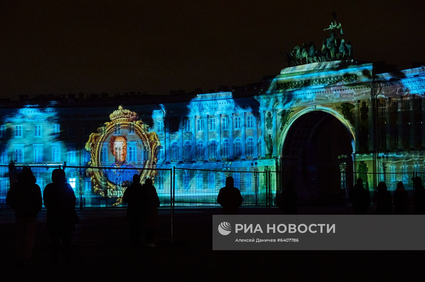 3D mapping шоу "Образ Победы в коллекциях и судьбах Эрмитажа"