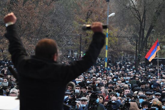 Митинг оппозиции в Ереване