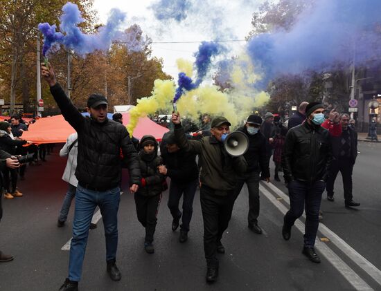 Митинг оппозиции в Ереване