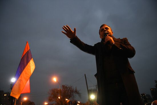 Митинг оппозиции в Ереване
