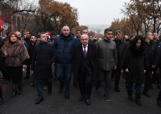 Митинг оппозиции в Ереване