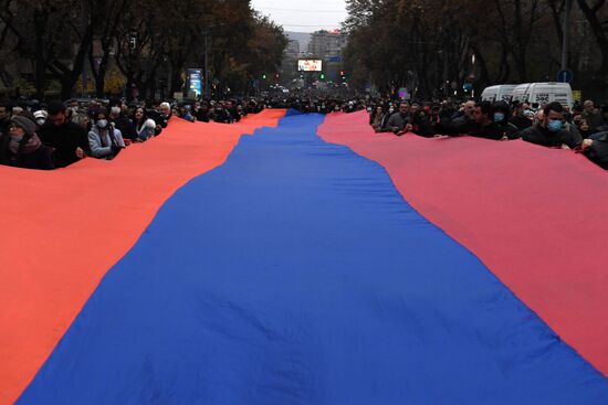 Митинг оппозиции в Ереване