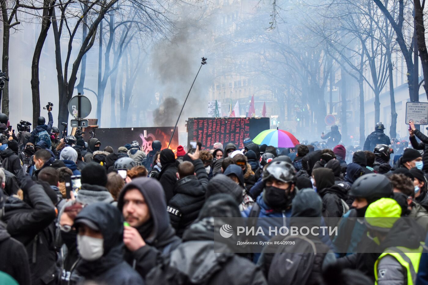 Протесты в Париже