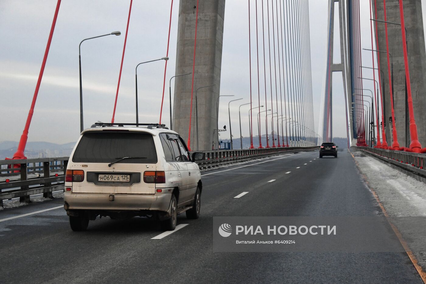Открытие моста на остров Русский 
